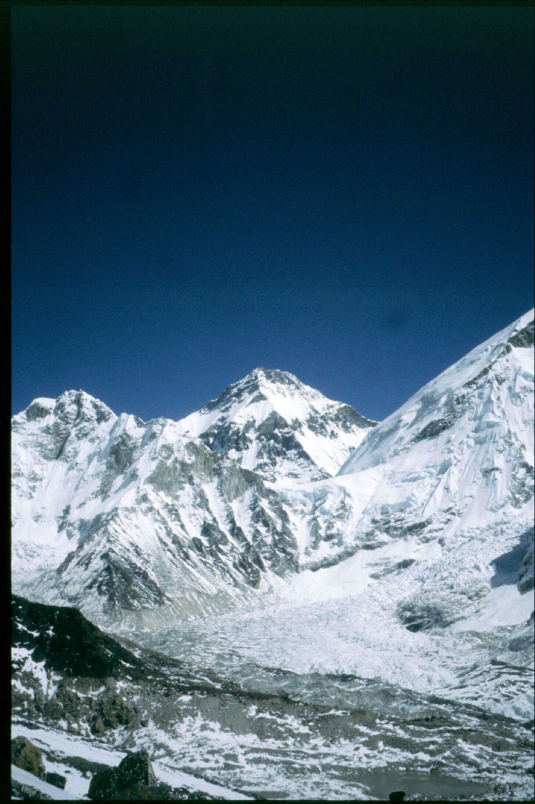 Bin05S12 - c. Everest.jpg